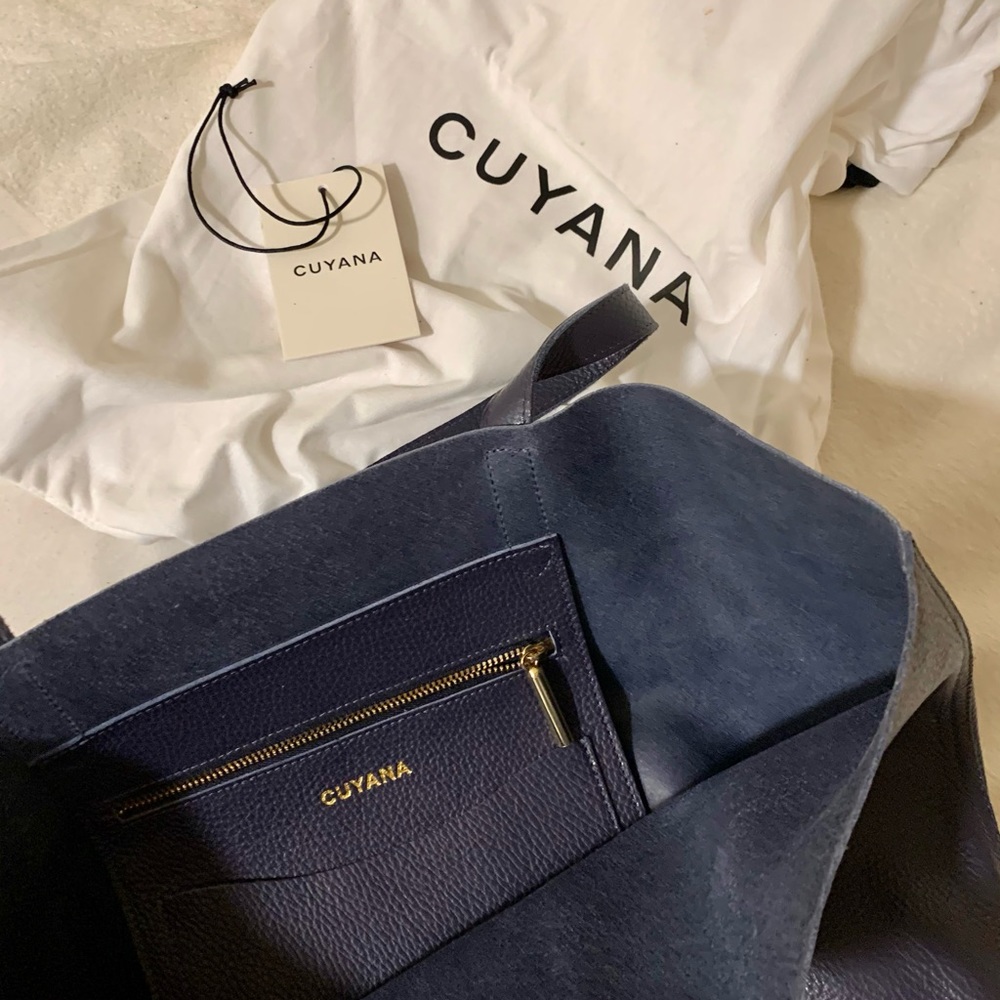 Cuyana Navy Leather Tote Bag (NWT)